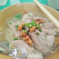 เมนูของร้าน ก๋วยเตี๋ยวหางหมูสามชัย