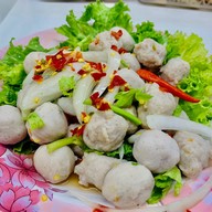 เมนูของร้าน ยำลูกชิ้น ก.แสนไทย บิ๊กซี ลพบุรี ชั้น1