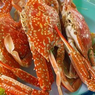 เมนูของร้าน ป้าแดงซีฟู๊ด ชายหาดบ้านอำเภอ