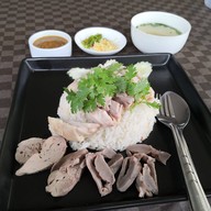 ข้าวมันไก่ เพ็ญศรี 2498
