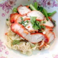 ชายสี่ บะหมี่เกี๊ยว ชายสี่บะหมี่เกี๊ยว (ลุงแหลม)