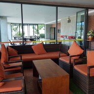 บีทู อุดร บูทิก แอนด์ บัดเจ็ต โฮเต็ล (b2 Udon Than