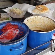 หน้าร้าน ข้าวมันไก่ ข้างโรงเจ บ้านบึง