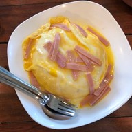 ตักข้าวอาหารตามสั่ง