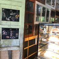 ชุมชนเก่าตลาดหัวตะเข้