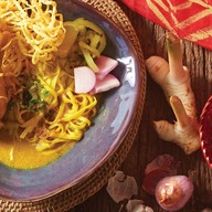 ลำขนาด อาหารเหนือต้นตำรับ food villa