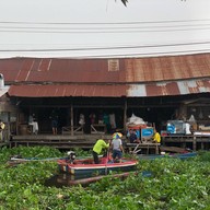 ชุมชนเก่าตลาดหัวตะเข้