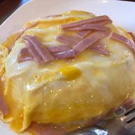 ตักข้าวอาหารตามสั่ง