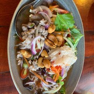 เมนูของร้าน very good restaurant thai food barbecue & steak