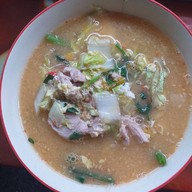 ติ๋วอาหารตามสั่ง กำแพงดิน เชียงใหม่