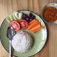 เฮียปุ้ยพุงพลุ้ย