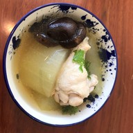 เฮียปุ้ยพุงพลุ้ย