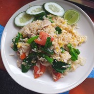 ติ๋วอาหารตามสั่ง กำแพงดิน เชียงใหม่