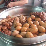 ร้านอุไรข้าวมันไก่ข้าวขาหมู