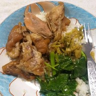 ร้านอุไรข้าวมันไก่ข้าวขาหมู