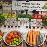 ChuenCheWa Organic Juice (น้ำผลไม้สกัดเย็น) Tops Market Central Plaza Chonburi