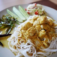 ขนมจีน น้องมาโปรด 1
