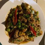 ใกล้ต้น อาหารพื้นบ้าน ถนนซอยนครระยอง 29