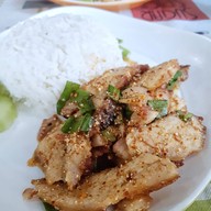 ครัวแม่ต๋อย