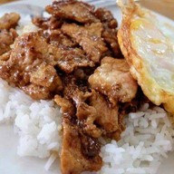 ลุงต้น ก๊วยเตี๋ยวหมูตุ๋น&สเต็กริมน้ำ