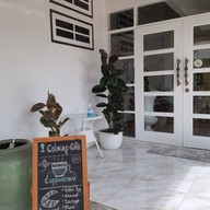 DAYTON  Cafe & Bakery