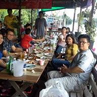 ลุงต้น ก๊วยเตี๋ยวหมูตุ๋น&สเต็กริมน้ำ