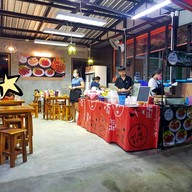 หน้าร้าน สเต็กเด็กแนว By ลุงหลง ป่าตอง