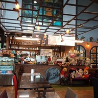 บรรยากาศ The Tale Cafe&Gallery Khaoyai