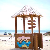 Skoop Beach Cafe หัวหิน