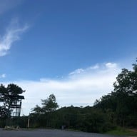 ทุ่งหญ้าสีทอง เขาหล่น นครนายก