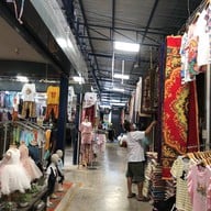 ตลาดโรงเกลือนครนายก