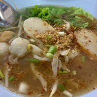 ราชาหมูกรอบ