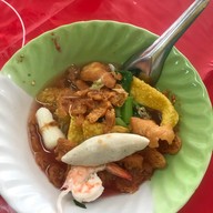 เมนูของร้าน อู๋เจี๊ยะ เย็นตาโฟซีฟู้ด เครื่องกรอบ
