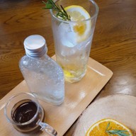 เมนูของร้าน W8x  Viangpha Cafe In Town