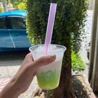 เมนูของร้าน ลอดช่องสิงคโปร์ เจ้าแรก แยกหมอมี สามแยกเจริญกรุง