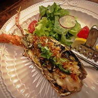 TOH R HAAN Bistro & Restaurant