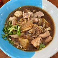 เมนูของร้าน ก๋วยเตี๋ยวเนื้อวัวสุราษฎร์ธานี @น่าน