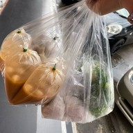 ขวัญใจขนมจีนโรยเส้นสด