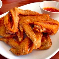 เมนูของร้าน ครัวไทยอีสาน ซอยพหลโยธินซอย1 อนุสาวรีชัย