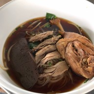 เตี๋ยวต้มตุ๋น (เป็ดตุ๋น หมูตุ๋น ข้าวขาหมู)