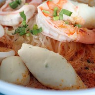 จิตต์อารี สุขุมวิท101/1