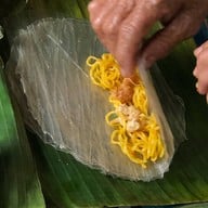 ป้าหว่าง หมี่พันลับแล
