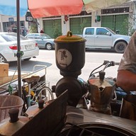 รมย์สราญกาแฟ (Rome Cafe)