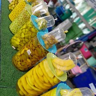 ครัว 2 พี่น้อง ยำแซ่บซี๊ด & ตามสั่ง & ผลไม้ดอง หน้าวัดสำโรง บางกรวย เอาที่สบายใจ