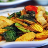 เชิญญวน ก๋วยจั๊บญวนเส้นสด&อาหาร -
