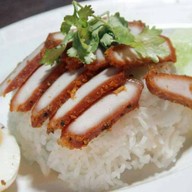 บะหมี่เกี๊ยวยากูซ่า กู้กู