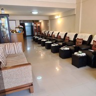 ฟีนิกซ์ มาสสาจ Phoenix Massage1