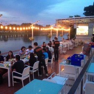 ร้านอาหาร เรือนนลิน 9909