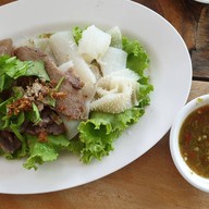 ก๋วยเตี๋ยวลิ้นวัว กม.2