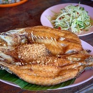 เมนูของร้าน เจ๊น้อง อ่าวยาง